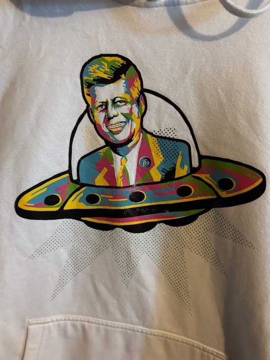 District Tops - District White Hoodie with Multicolor Pop-Art UFO Portrait